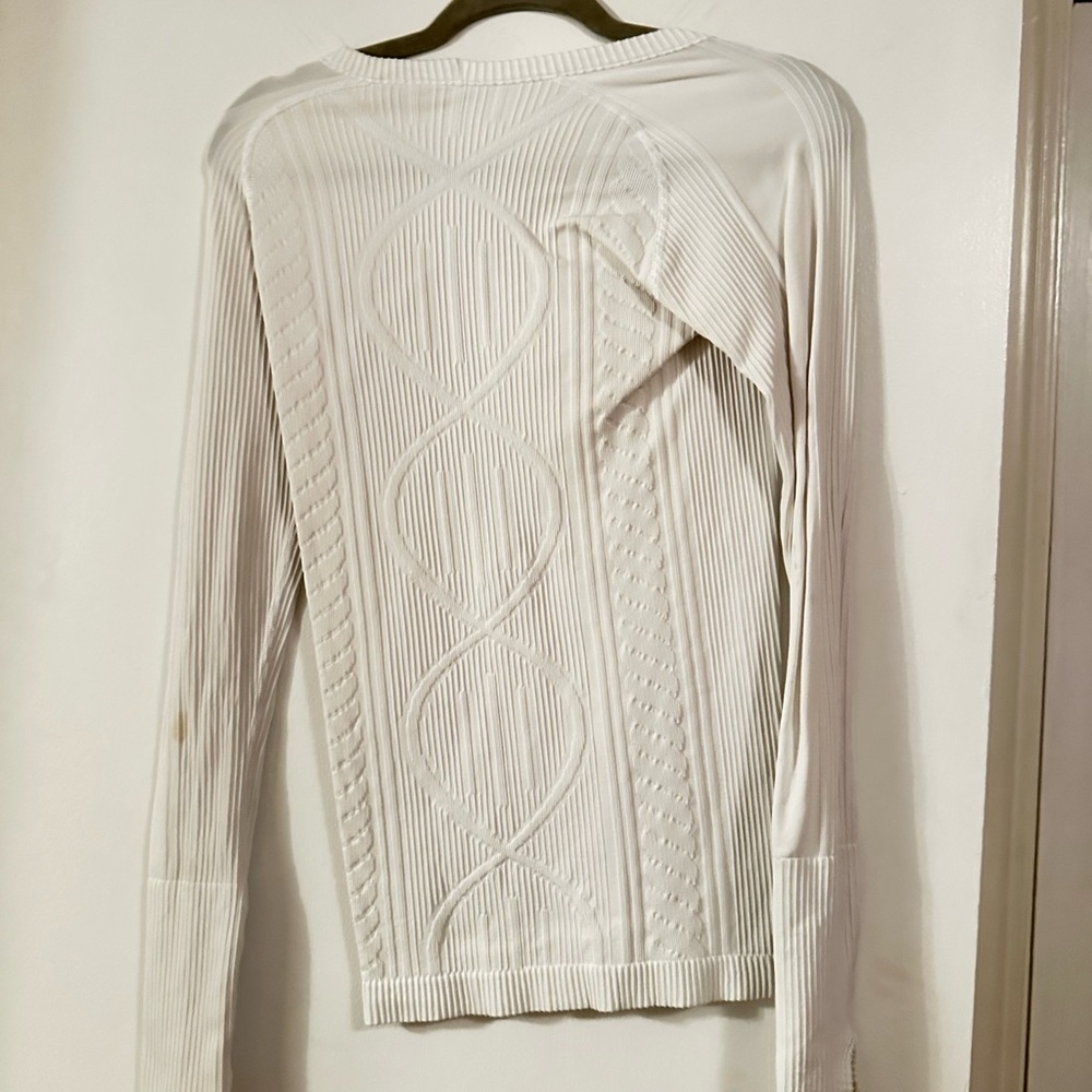 Lululemon Athletica White Top - Picture 2 of 2